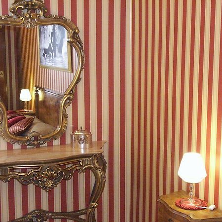 Le Sorelle Lumiere Bed & Breakfast Rome Room photo