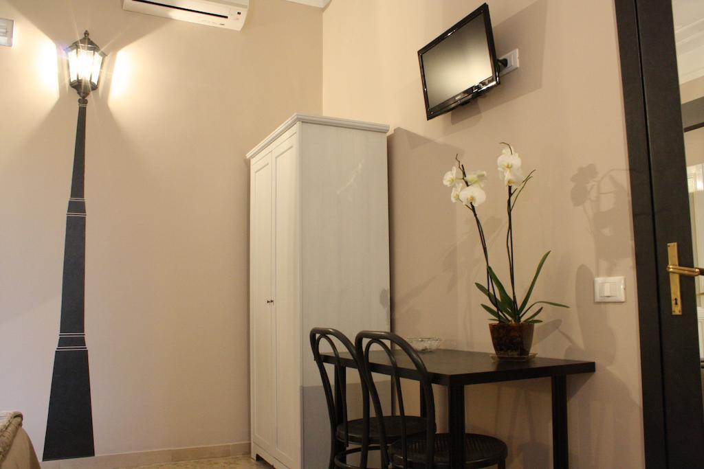 Le Sorelle Lumiere Bed & Breakfast Rome Room photo