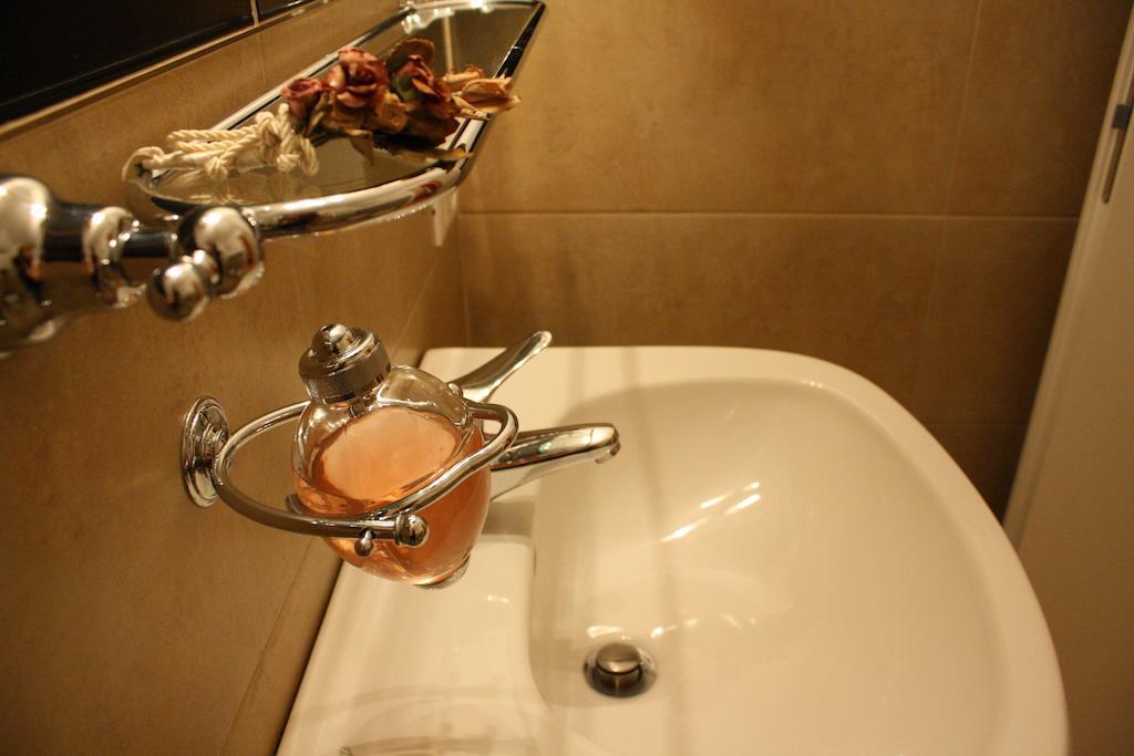 Le Sorelle Lumiere Bed & Breakfast Rome Room photo